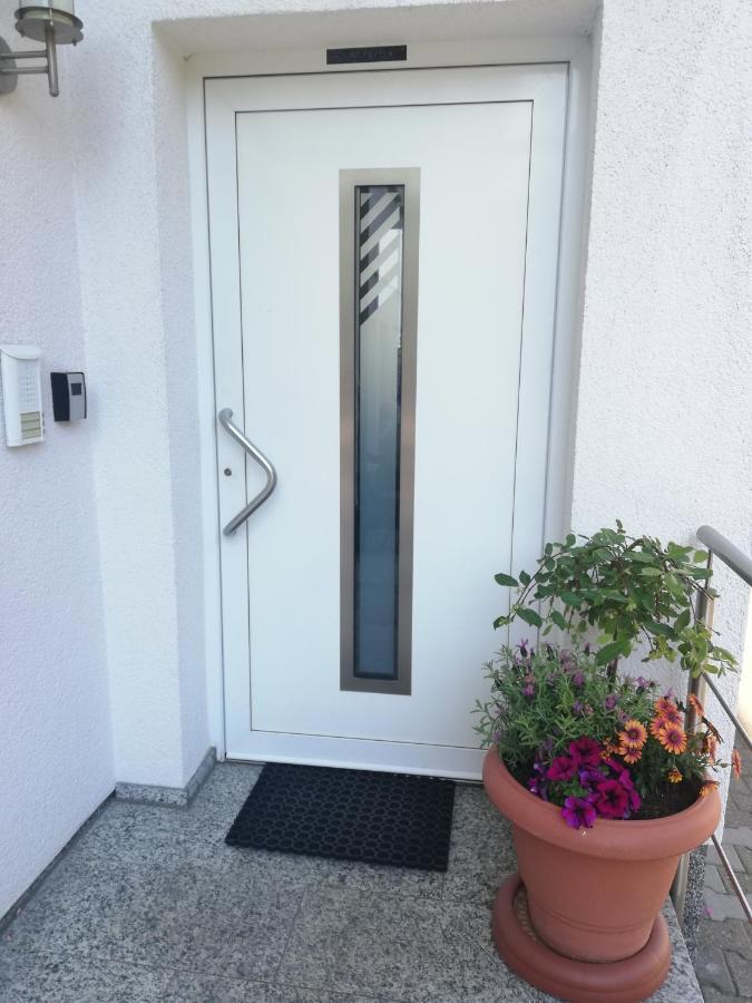 Anna - Neue Ferienwohnung Mit Blick Ins Gruene Ober-Abtsteinach Exterior foto