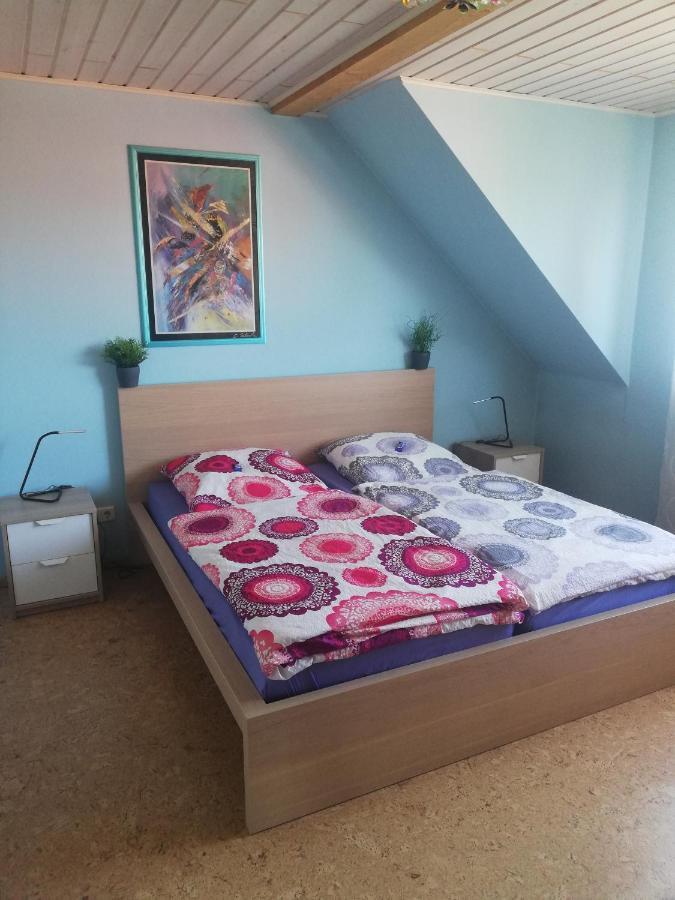 Anna - Neue Ferienwohnung Mit Blick Ins Gruene Ober-Abtsteinach Exterior foto